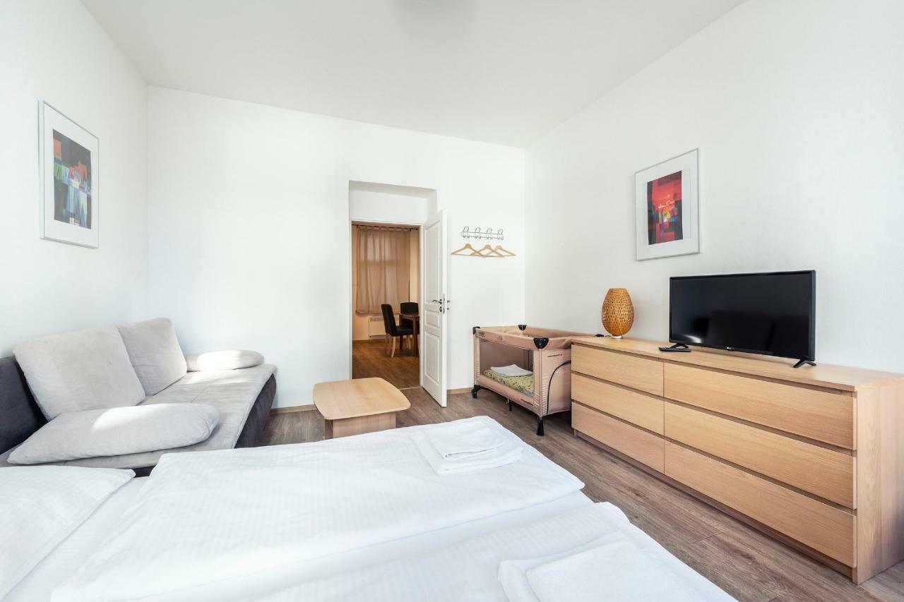 6 * Praha